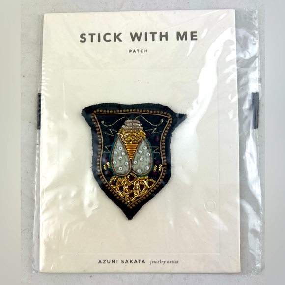 Anthropologie Beaded Bee Crest Self Adhesive patch - Picture 1 of 2